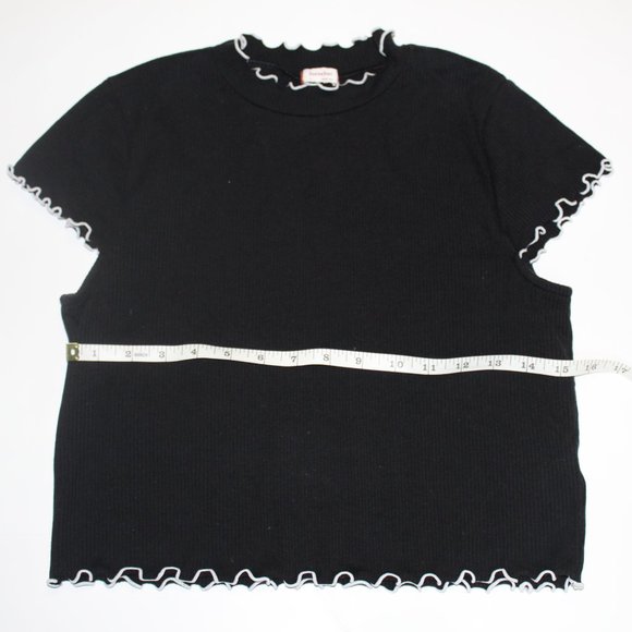 Crop Top and Skirt Set - Picture 9 of 12